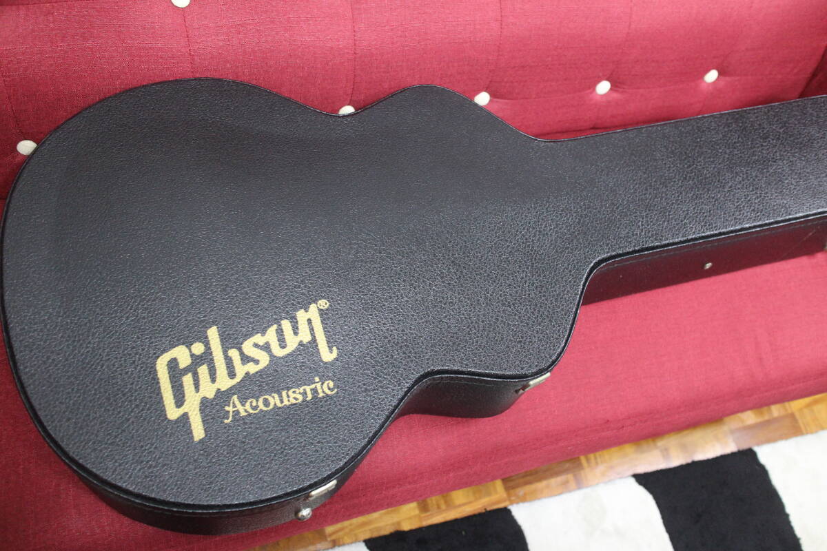 新品未使用!!Gibson J-200用アコースティックギター用ギグバッグ!! Yahoo!オークション -「j-200 ケース」の落札相場・落札価格