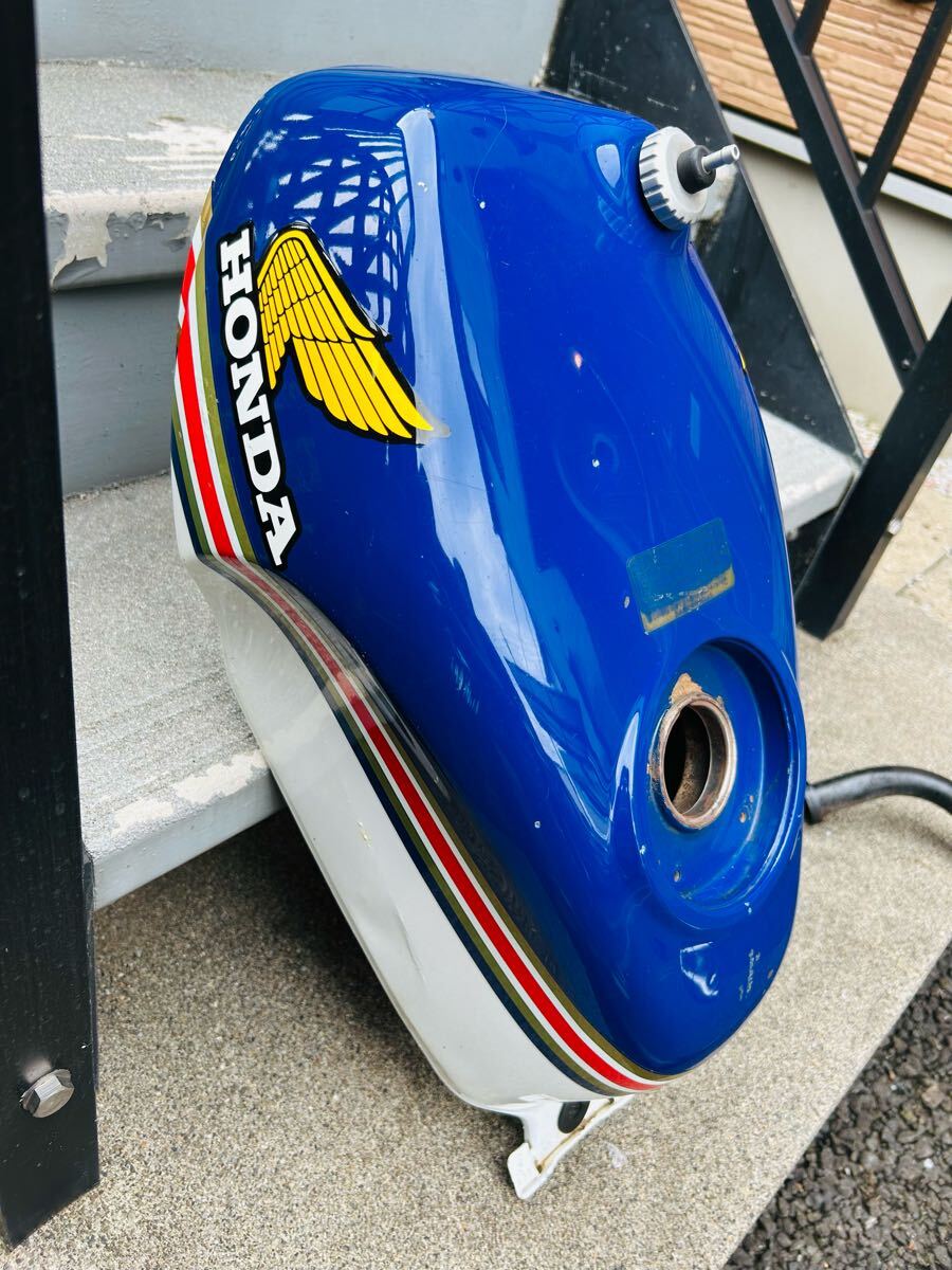 NSR50 燃料タンク フューエルタンク ロスマンズ Yahoo!オークション -「nsr50 ロスマンズ」(ホンダ用) (タンク