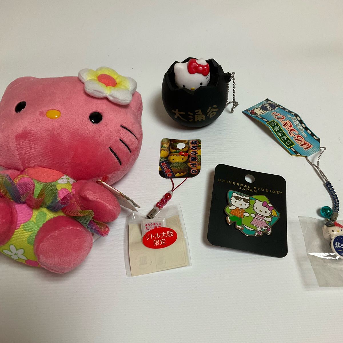 ハローキティ ご当地ストラップ、ピンバッジ 23点➕1点 Yahoo!オークション -「キティ ピンバッチ」の落札相場・落札価格