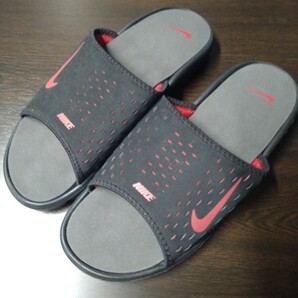 【新品未使用】Nike スライドサンダル 黒/赤 25cm