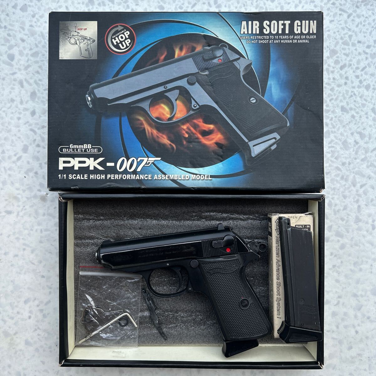 マルシンガスガン 007ジェームズボンド3点セット Yahoo!オークション -「ワルサーppk 007」の落札相場・落札価格
