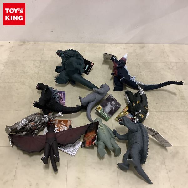 【週末値下げ】ムービーモンスターシリーズ スペースゴジラ フィギュアセット Amazon.co.jp: ムービーモンスターシリーズ スペースゴジラ(新