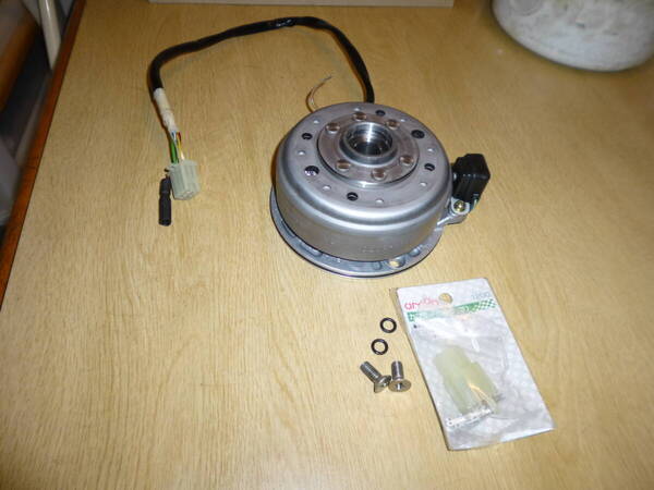 安心の純正品 美品 軽量ジェレネーター 発電機 モンキーにポン付けOK 動作確認済み モンキー ダックス ジャズ シャリー JJ301