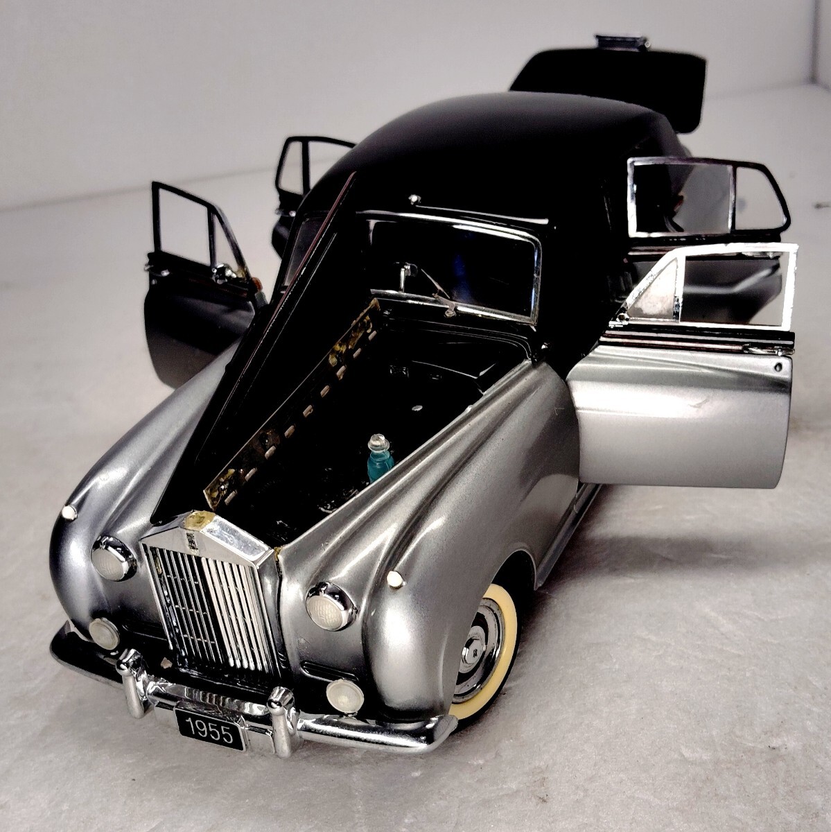 1955年式 シルバー/ブラック ロールスロイスモデルカー Yahoo!オークション -「ロールスロイス シルバークラウド