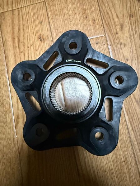 MVアグスタ cnc Racing スプロケットカバー ユーロ4用 3気筒・4気筒兼用。美品