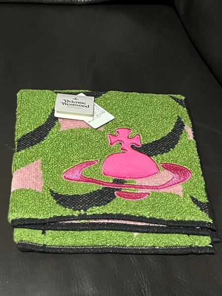 ヴィヴィアンウエストウッド Vivienne Westwood オーブさ刺繍 タオルハンカチ 未使用品