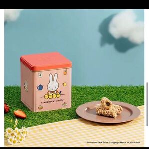 新品未開封 スタバ×miffy イチゴとココアのアーモンドロール ミッフィーのショッパー付き