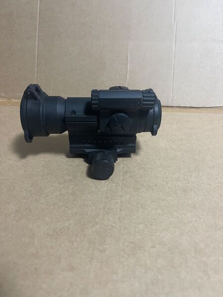 実物 Aimpoint pro