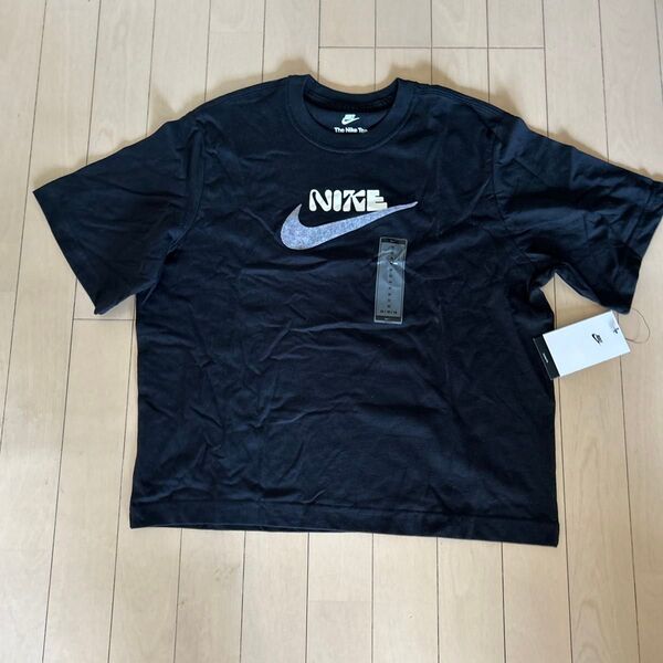 NIKE ナイキ 半袖 Tシャツ レディース クロップド丈 ブラック 新品 未使用