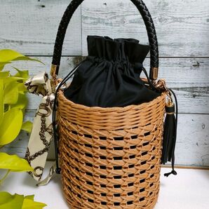 クラフトバンドのまる~い透かし編みのかごバッグ巾着袋付き!《パステルモカ》