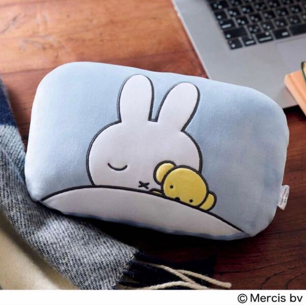 眠るミッフィーがかわいいふわもちぐっすり枕