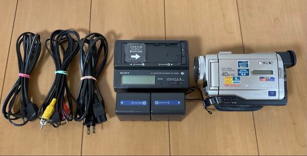SONY ビデオカメラ DCRーTRV10 ミニDV ジャンク