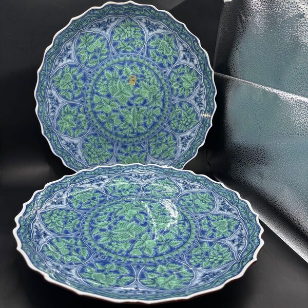 2枚セット 前畑陶器 庫山窯 青華緑彩 大皿 和食器 色絵 古伊万里花紋 盛皿 飾り皿 青地に緑の果物模様 直径約30cm