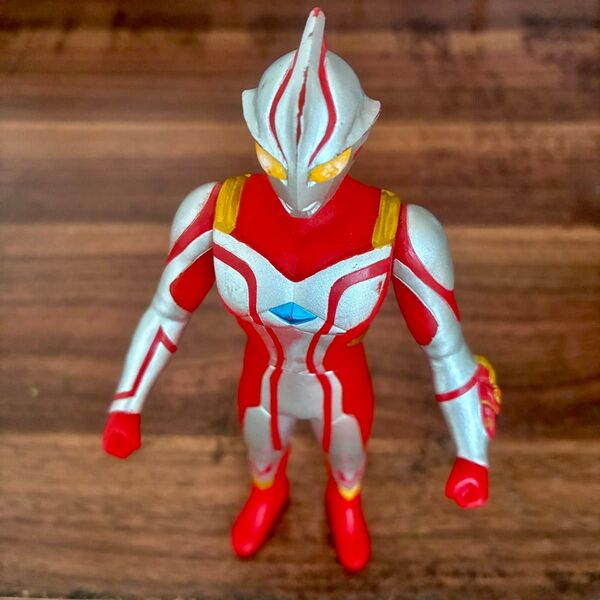 【刻印あり】ウルトラマンメビウス 2005年製 ソフビ 円谷プロ BANDAI 当時物 フィギュア ビンテージ バンダイ