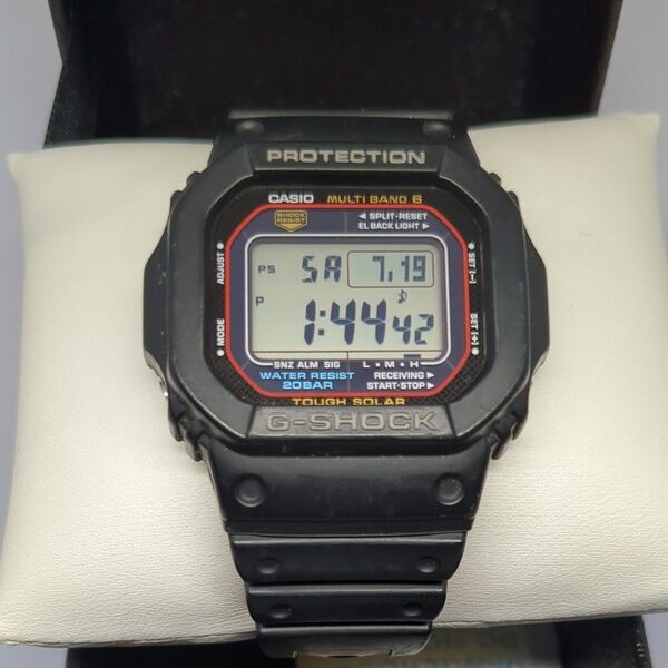 カシオ G-SHOCK GW-M5610