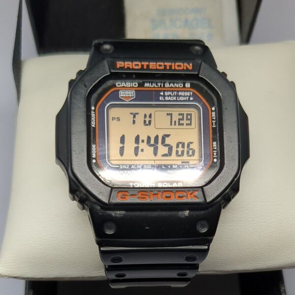 カシオ G-SHOCK GW-M5610 R 赤文字