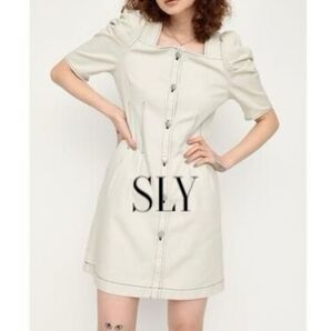 SLY ベージュ ボタン付き ミニワンピース 半袖