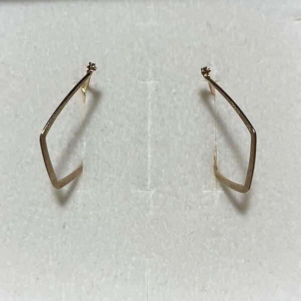 シエナロゼ K10YGフープピアス