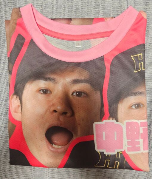 阪神タイガース 甲子園限定 シークレット 選手顔柄 Tシャツ 中野拓夢