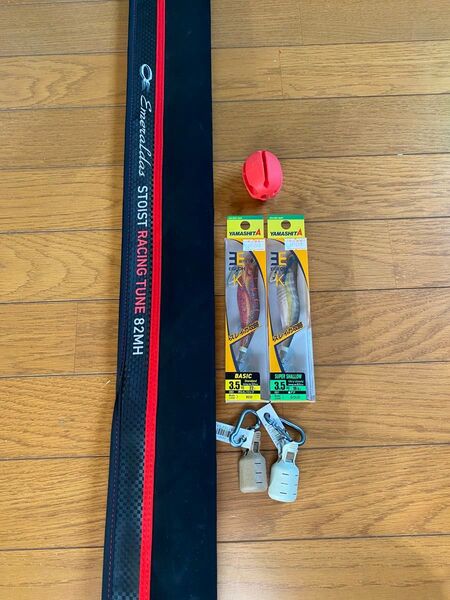 美品 ダイワ 22エメラルダス ストイストRT 82MH エギングロッド