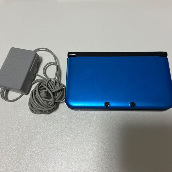 ニンテンドー 3DSLL ブルー×ブラック 本体のみ 充電付き