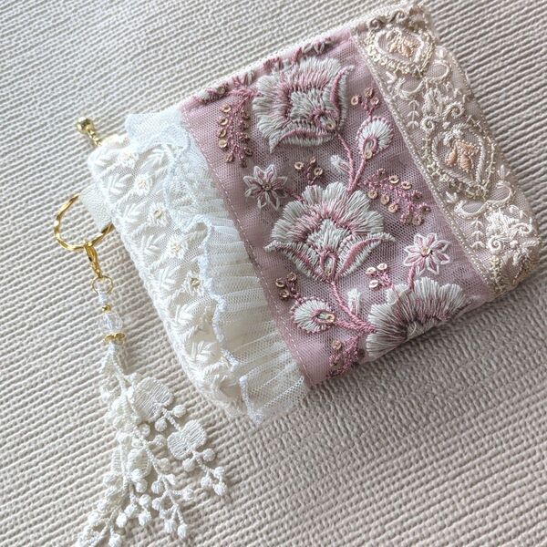 ハンドメイド インド刺繍リボンポーチ 71.レーシーピンク 花柄