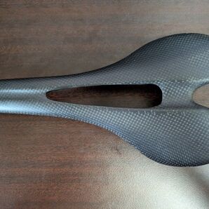 Alfa Pasca サドル カーボン