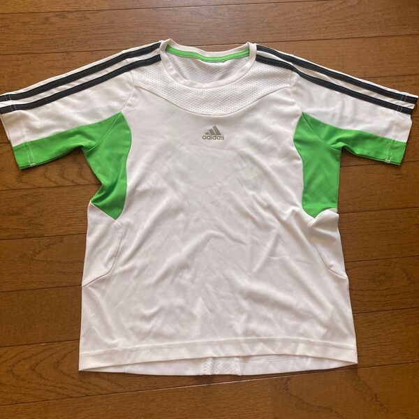 アディダス adidas ジュニア ドライTシャツ スポーツ サッカー プラクティス半袖Tシャツ 140㎝くらい