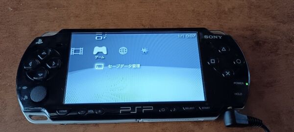 PSP-2000 起動確認済みジャンク品 バッテリーなし