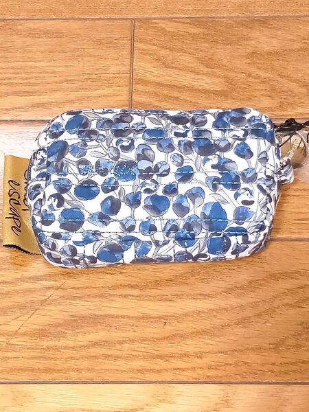 【新品】スウィートエスケープ リバティ プリント モバイルケース ポーチ 花柄 ミレスト 小物入れ