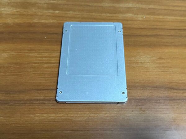 データセンター向けSSD Kioxia KHK6YRSE3T84 3.84TB 2.5インチ SATA 約4TB ③