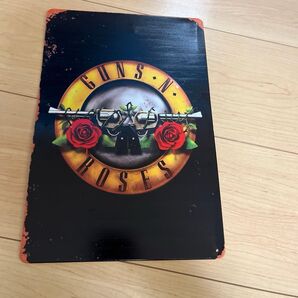 ガンズアンドローゼズ guns & roses ブリキ看板 メタルサインプレート ウォールデコ