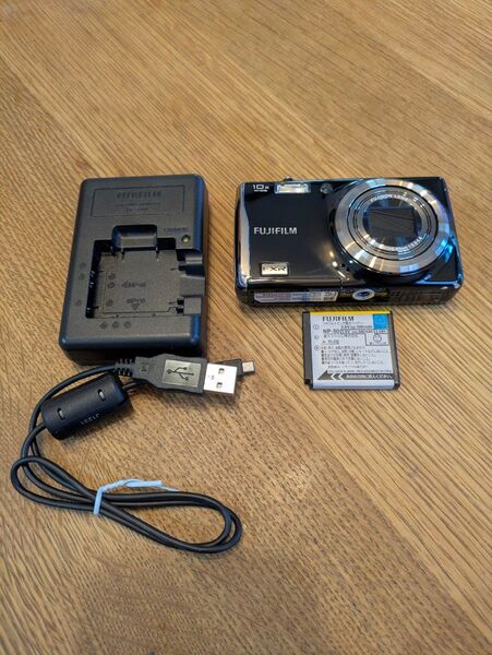 【動作確認済】フジフィルム finepix F80 EXR デジタルカメラ コンパクトデジタルカメラ