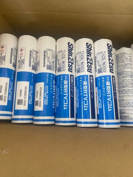 特別価格!信越シリコーンコーキング ホワイト30本。おまけあり。使用期限26年4月