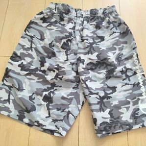 Champion ハーフパンツダイススイムウェア 水着 迷彩柄 グレー系 男児 男の子 キッズ 150cm チャンピオン