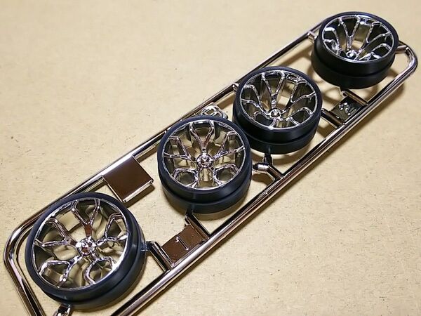 ミニ四駆 段付きペラタイヤ スーパーハード 中径 Yスポークメッキホイール付き