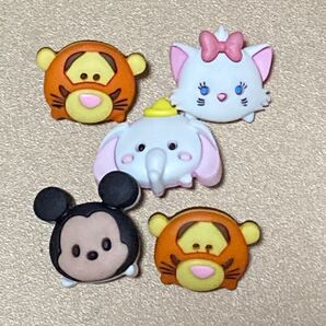 定価1500円 ツムツム ディズニー ボタン 五つ