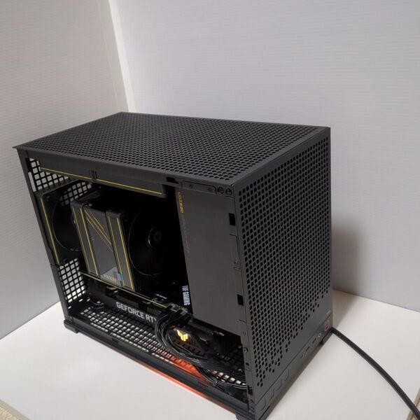 ミニゲーミングPC@Ryzen7 5700X×RTX3070