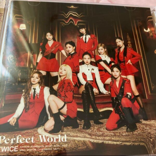 TWICE Perfect World 通常盤CD トレカ