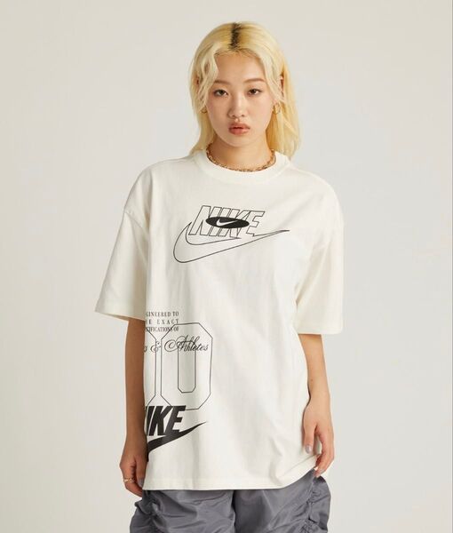 【新品】ナイキ スポーツウェア ウィメンズ オーバーサイズド Tシャツ / Nike Sportswear
