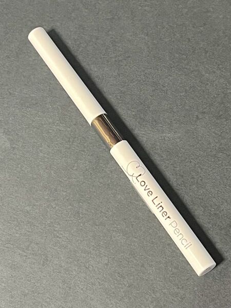 ラブライナー クリームフィットペンシルR 極細楕円芯 アイライナー BK(ブラック)