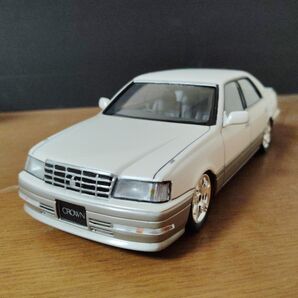 アオシマ 1/24 15クラウン マジェスタ完成品 VIPカー シャコタン トヨタ