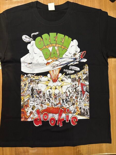 Tシャツ