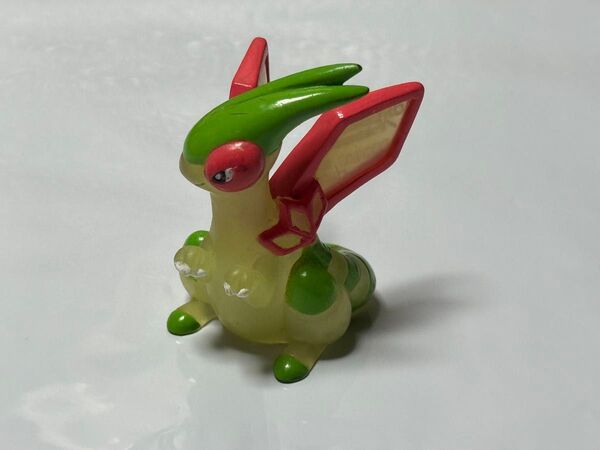 ポケモン フライゴン フィギュア 指人形 クリアバージョン レア