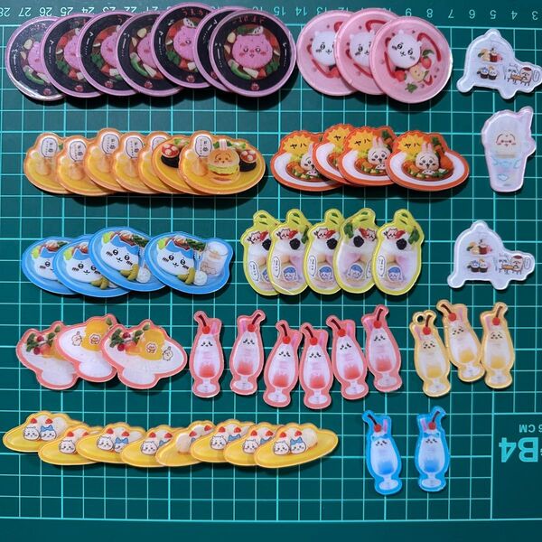 ちいかわ まとめ売り 55枚 アクリル4cm ちいかわレストラン