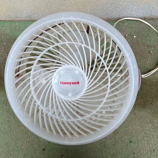 Honeywell 卓上扇風機 ホワイト