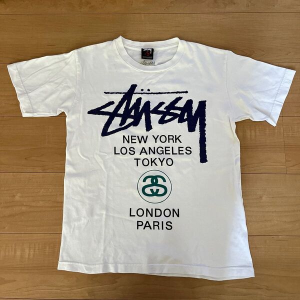 Stssy ホワイト Tシャツ 都市名デザイン