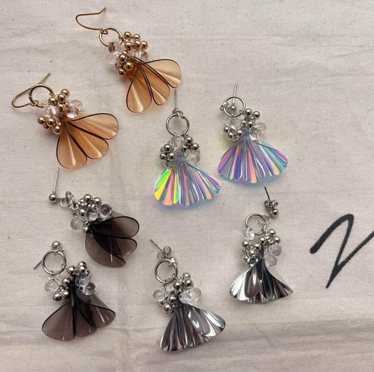 main accessory ハンドメイド ピアス プレゼントにも