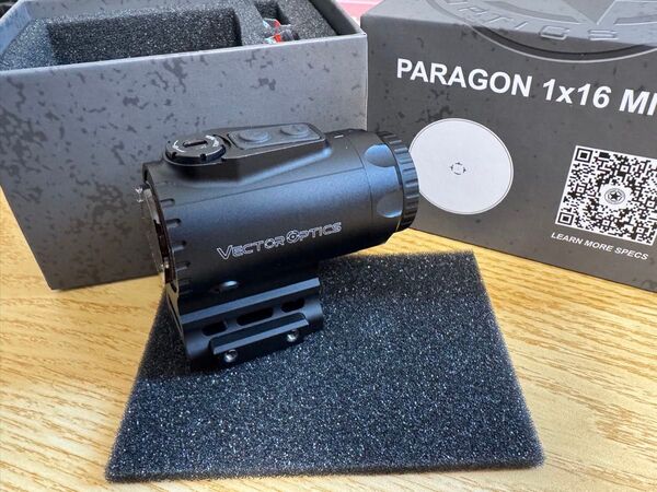 Vectoroptics PARAGON 1×16 BK おまけ付き