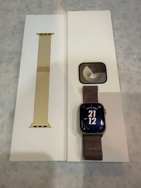 Apple Watch Series 9 (GPSモデル) - 41mm
